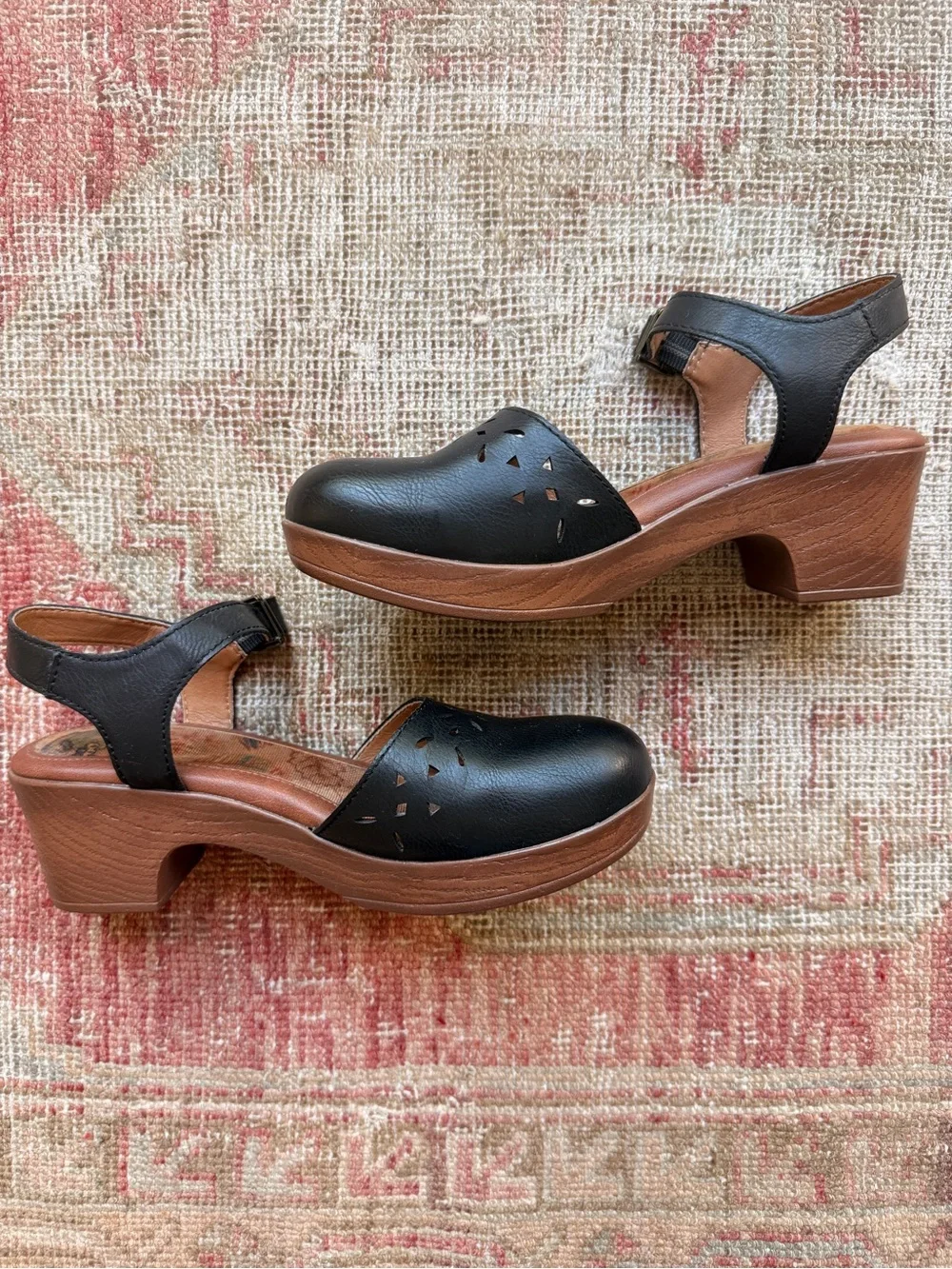 boc Black Leather mary Jane Heels with Buckle - Picture 2 of 2